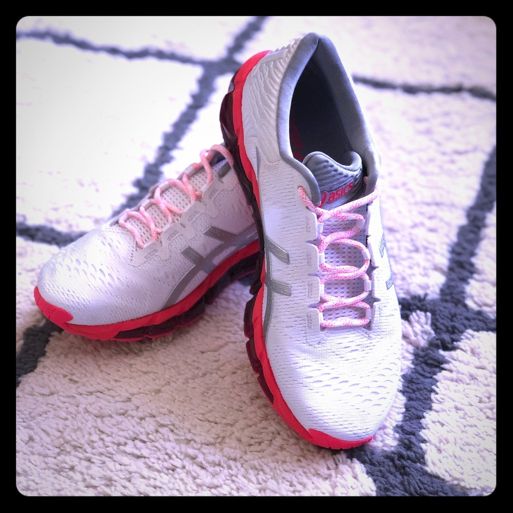 ASICS Sneakers